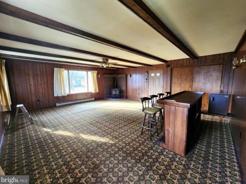 3706 Humpton Rd, Downingtown, PA 19335-2126