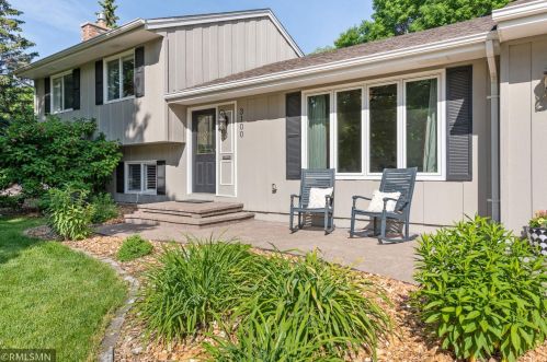 3100 Walnut Grove Ln, Minneapolis, MN 55447-1076