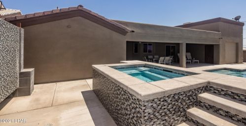 2481 Inverness Dr, Lake Havasu City AZ  86404-1272 exterior