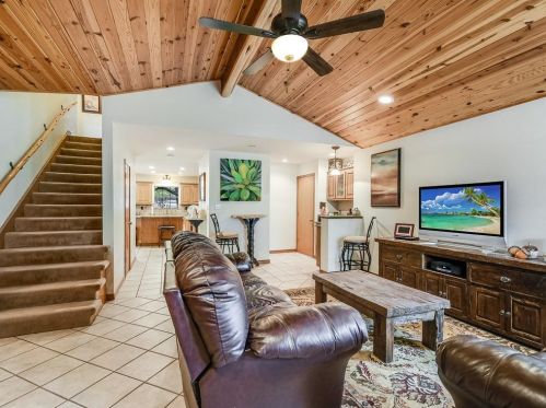 1011 Quail Ridge Dr, Mount Sharp, TX 78620-4258