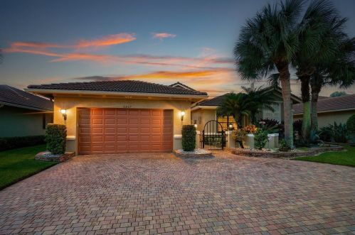 6867 Caviro Ln, Boynton Beach, FL 33437-3731