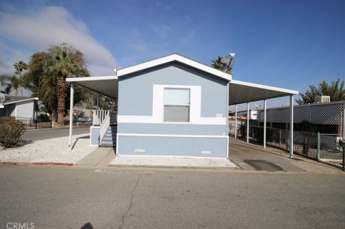 143 Fernwood Ln, Bakersfield, CA 93308-4680
