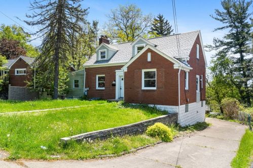 117 Crescent Hills Rd, Pittsburgh PA  15235-1802 exterior