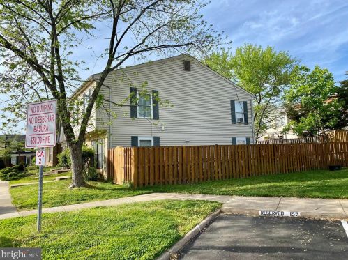 2135 Monaghan Dr, Herndon, VA 20170-4328