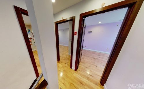 33 Berkshire Rd, Old Bridge NJ  08857-1601 exterior