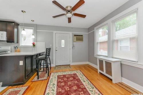 86-15 262nd St, Floral Park NY  11004-1344 exterior