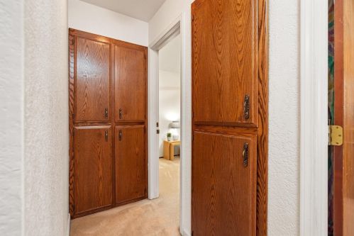 6135 Shoshone Dr, Manteca CA  95336-2562 exterior