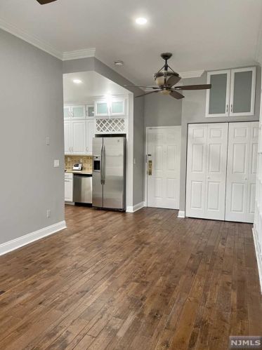 515 Bloomfield Ave, Montclair NJ  07042-3582 exterior