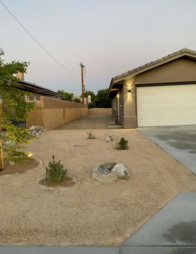 13868 La Mesa Dr, Desert Hot Springs, CA 92240-5854