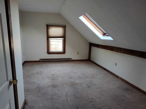 1273 1 Nh Tpke, Northwood NH  03261-3408 exterior