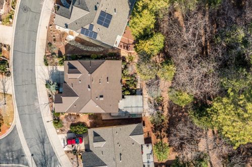 411 Eskaton Cir, Grass Valley CA  95945-5744 exterior