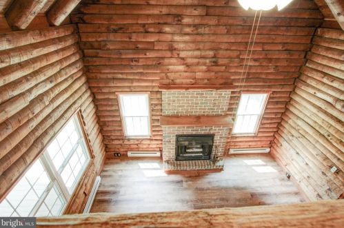 190 Royal Manor Rd, Easton PA  18042-8702 exterior