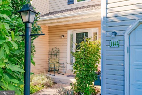 1144 Oxford Cir, Lansdale, PA 19446-5299