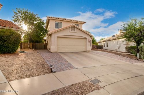 646 Watering Hole Pl, Tucson, AZ 85748-6435