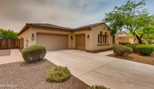 3019 Wildhorse Dr, Gilbert, AZ 85297-2154