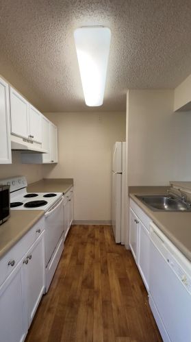 811 Meadows Cir, Boynton Beach FL  33436-8936 exterior
