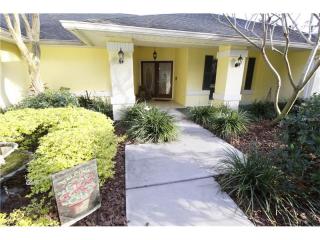 18203 Clear Lake Dr, Lutz, FL 33548-6404