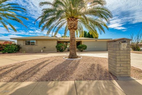 6409 Adobe Rd, Mesa, AZ 85205-6002