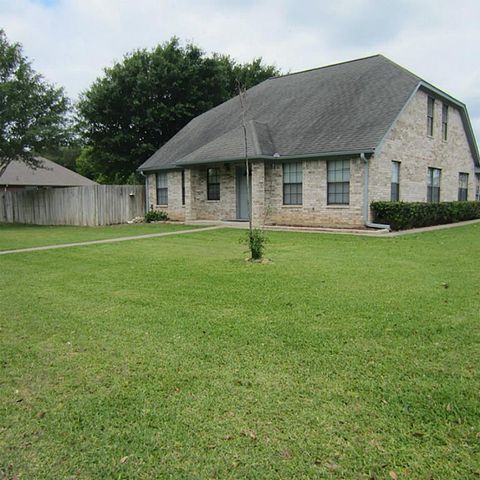 892 White Oak Dr, Bellvue TX  exterior