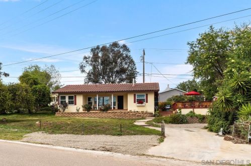 309 South Ln, El Cajon, CA 92021-4345