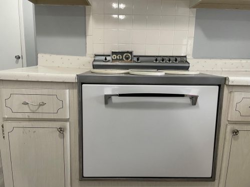 5046 Moog Rd, Tarpon Springs FL  34690-2054 exterior