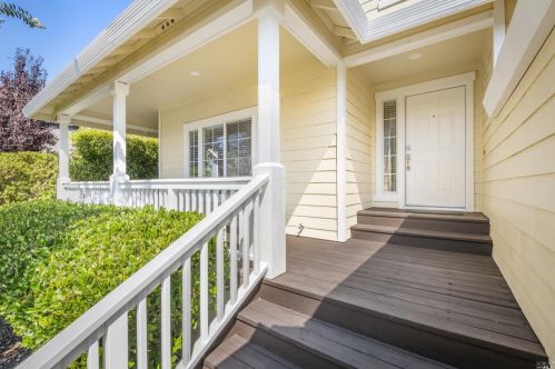 5701 Evening Way, Santa Rosa, CA 95409-4348
