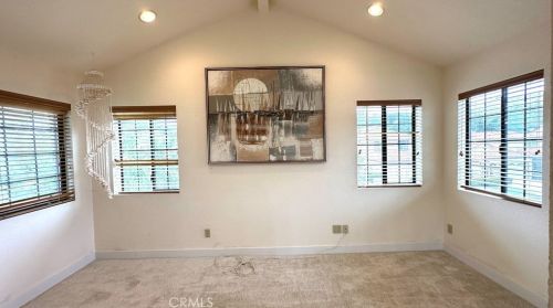 854 Congressional Rd, Simi Valley CA 93065-6613 exterior