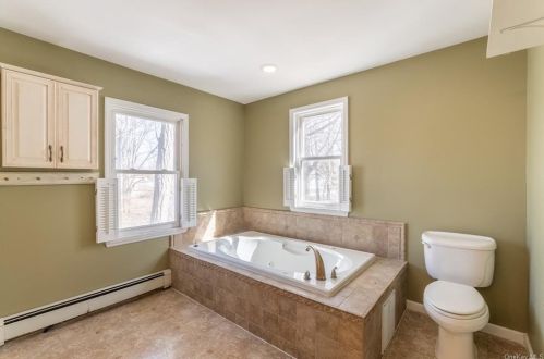 1 Bede Ter, Cornwall NY  exterior