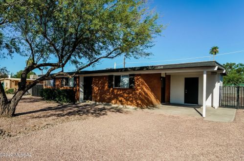 3341 Elson Ave, Tucson AZ  85730-2206 exterior