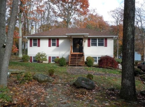 1136 Mattioli Rd, Bartonsville, PA 18321-7790