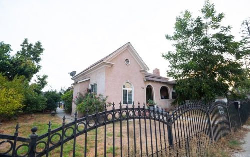 9122 Bermudez St, Pico Rivera, CA 90660-4508