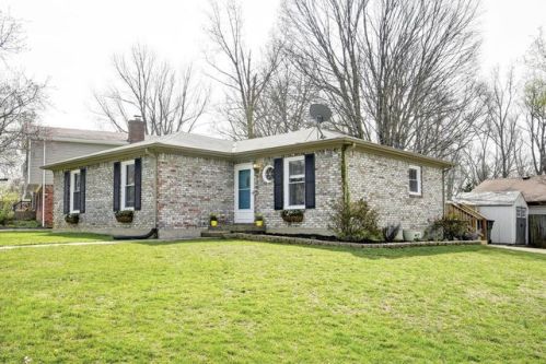 9200 Talitha Dr, Louisville, KY 40299-1211