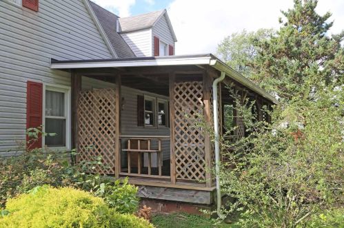 203 Arch Ave, Mount Vernon OH  43050-3106 exterior
