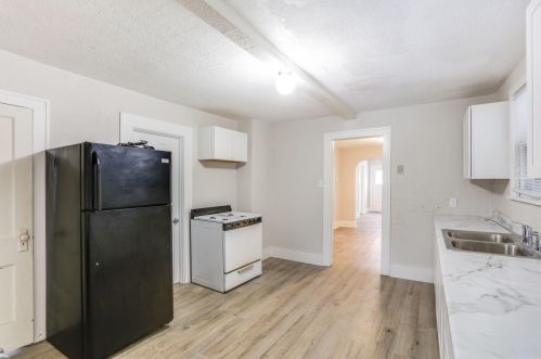 6522 28 Ave, Kenosha WI 53143-4647 exterior