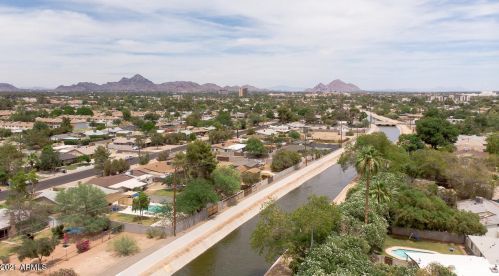 4333 17 Ave, Phoenix AZ 85085-6300 exterior