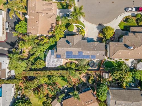 219 Jacob Ln, Encinitas CA  92024-2123 exterior