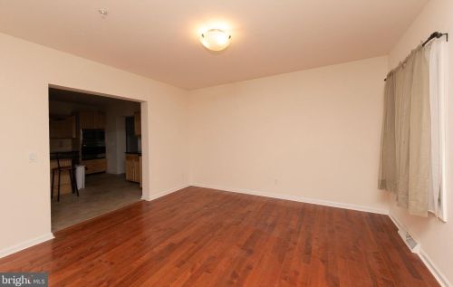 479 Pheasant Dr, Huntingdon Valley PA  19006-3047 exterior