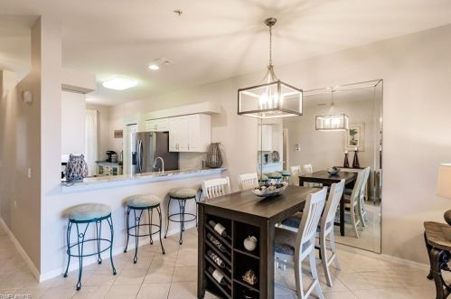 3820 Sawgrass Way, Naples, FL 34112-3414