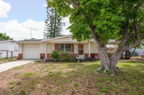 3524 Pensdale Dr, New Port Richey, FL 34652-6245