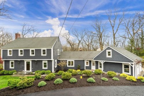 29 Helena Dr, Chappaqua, NY 10514-1904