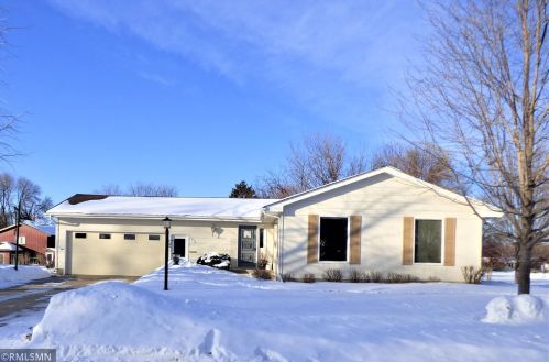 613 13th Ave, Otisco, MN 56093-3539