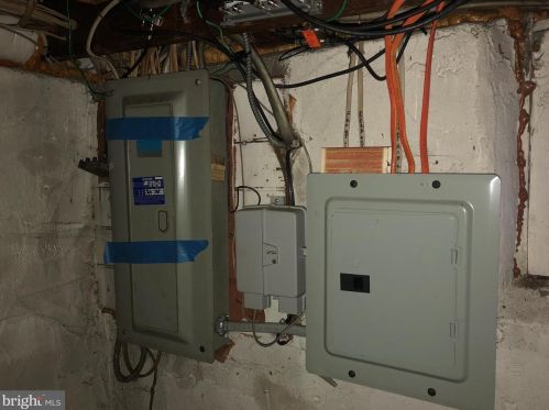 1034 Philadelphia Ave, Gilbertsville PA  19525-9511 exterior