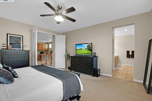 30 Matisse Ct, Oakley CA  94561-1777 exterior