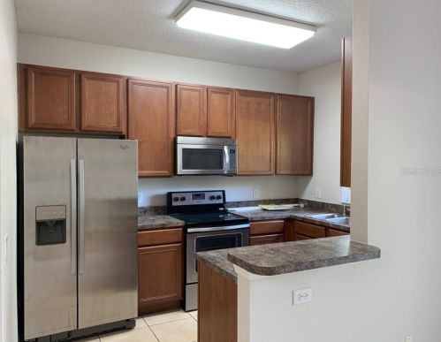 2730 Retreat View Cir, Sanford FL  32771-8803 exterior