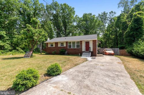 307 Edwards Ave, Waterford, NJ 08089-1113