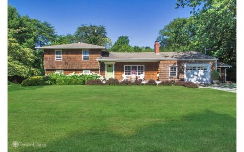 14 Fireplace Neck Rd, Brookhaven, NY 11719-9795