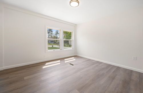 3 Margaret Ave, Raymond NH  03077-2052 exterior