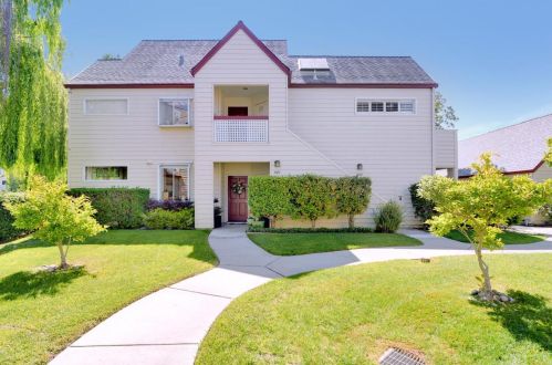1402 Chelsea Way, Redwood City, CA 94061-5624