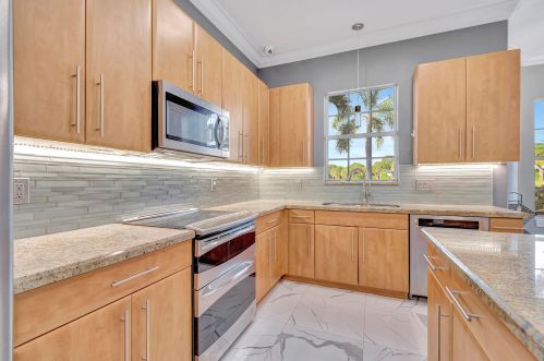 8771 Cobblestone Preserve Ct, Boynton Beach FL  33472-4430 exterior