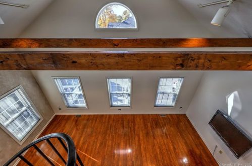 67 Cherry St, Milford CT  06460-8904 exterior